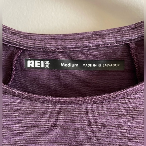 EUC REI Women’s Active Long Sleeved Tee - size Medium - Picture 3 of 5